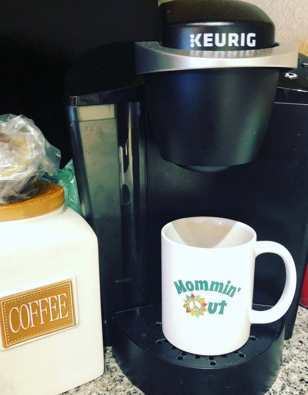Mommin'Out Mug